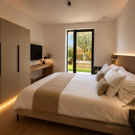 Salvatorehomes - Casa Jasmina - Ultra Luxury In The Heart Of With Dream Garden & Direct Infinity Pool Access *