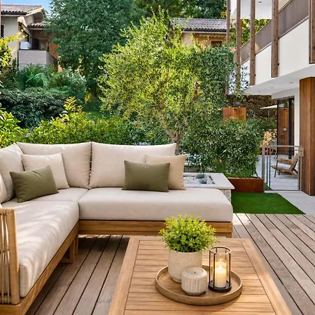 Apartman Salvatorehomes - Casa Jasmina - Ultra Luxury In The Heart Of With Dream Garden & Direct Infinity Pool Access *
