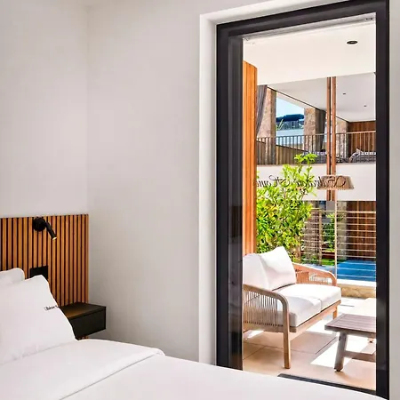 Salvatorehomes - Casa Jasmina - Ultra Luxury In The Heart Of With Dream Garden & Direct Infinity Pool Access Apartman *