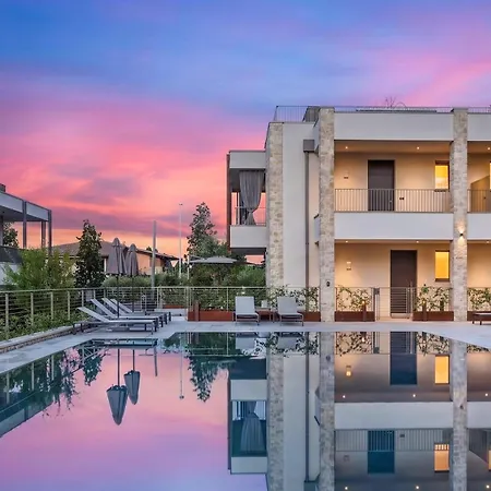 Salvatorehomes - Casa Jasmina - Ultra Luxury In The Heart Of With Dream Garden & Direct Infinity Pool Access *